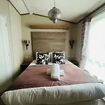 Coopers Corner, Lodge With Hot Tub